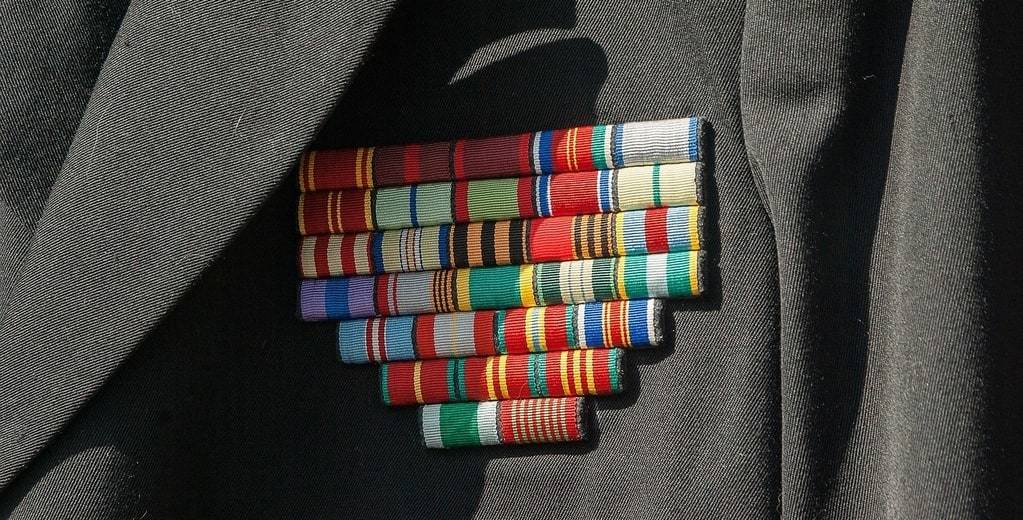 Défense nationale : comprendre la valeur de cette distinction militaire française